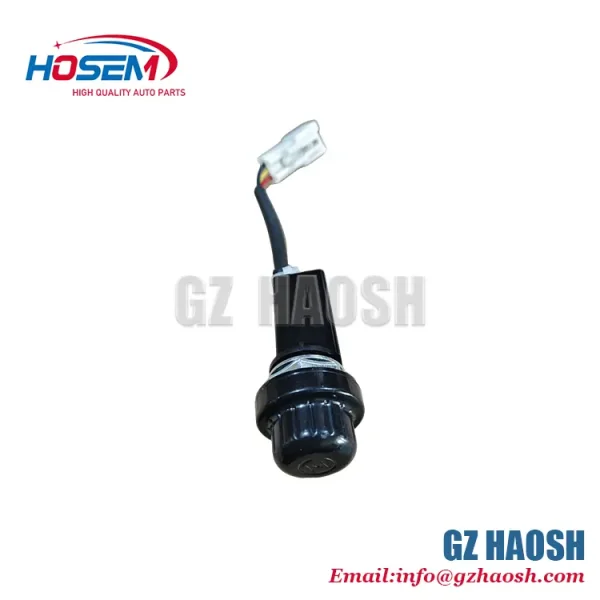Switch Idling 1110010-P301 for Isuzu 700P 4KH1 Engine Parts