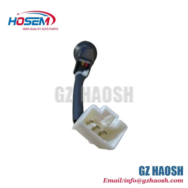 Switch Idling 1110010-P301 for Isuzu 700P 4KH1 Engine Parts